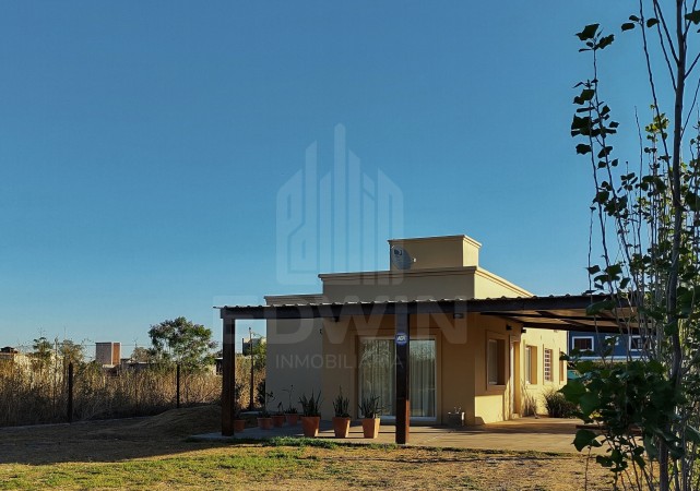 Hermosa casa en Mollar II, excelente estado