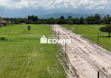 HERMOSOS terrenos sobre Av principal a pavimentarse. CERRILLOS, recta de canepa